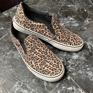 Leopard Canvas Van slip-on